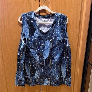 Amazon Blue and Black Feather Print Tank Top
